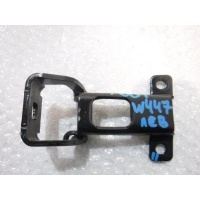 Петля двери багажника Mercedes W447 Vito V 2014- A4477400937