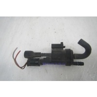 Клапан вакуумный Mercedes C117 CLA A0025407097
