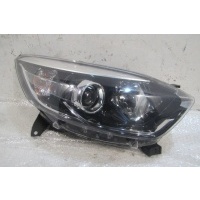 Блок фара правая Renault Kaptur 260108765R
