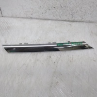 Накладка решетки радиатора Mercedes X166 GL A1668880985