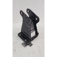 Кронштейн усилителя Opel Zafira B 2005-2012 93184615