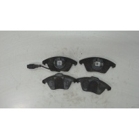 Колодка тормозная перед. Volkswagen Passat 6 2005-2010 2006