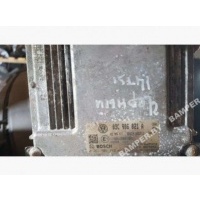 Блок управления двигателем Volkswagen Passat B7 2012 03C906021A
