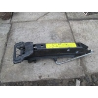 Домкрат Volkswagen Touareg 1 2005 7L0011031B