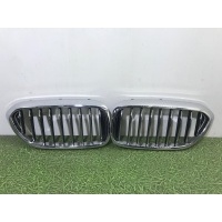 Рамка решетки радиатора BMW 5-серия G30 2016-н.в 51137383520, 7383520