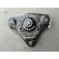 Опора амортизатора верхняя Правая Перед. Volkswagen Passat B5 1999 8D0412391B