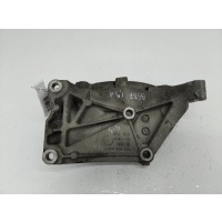 Кронштейн прочий Volkswagen Golf-3 1997 028903143AD