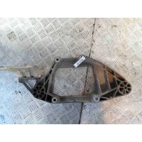 Кронштейн заднего редуктора 2007 - 2011 2010 8K0599287G,