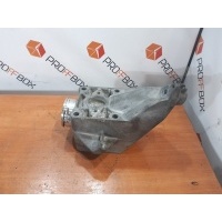 Кронштейн двигателя Mercedes Vito W639 2005 A6462230104