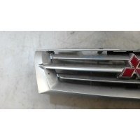решетка радиатора MITSUBISHI PAJERO 3 (2000-2006) 2002