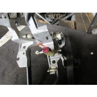 Узел педальный (блок педалей) Audi 80 1994 8a0721115c