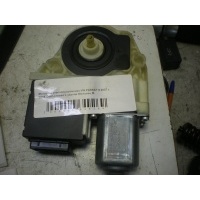 Стекло двери задней левой Volkswagen PASSAT 6 2007 3C5839461J