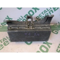 Блок предохранителей Toyota Previa 2003 82672-28030