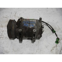 Компрессор кондиционера Audi A6 C4 4A0260805AD
