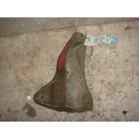 Кронштейн КПП Audi A8 D2 4D 4D0399114AC