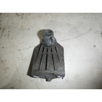 Кронштейн радиатора Volkswagen Touareg 2 7P5 7P0121079