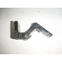 Петля двери задней правой верхняя Skoda Superb 1 3U 3U0833402