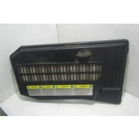 Крышка АКБ Audi Q7 4L 7L0864643B
