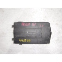 Крышка АКБ Volkswagen Tiguan 1 5N 3C0915443A