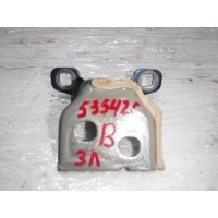 Петля двери Renault Sandero 1 804209726R