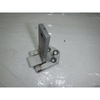 Петля двери багажника Volkswagen Caddy 3 2K 2K0827151C