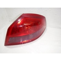 Фонарь задний правый наружный Renault Vel Satis 8200014360
