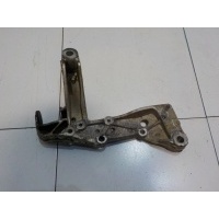 Кронштейн передней балки Seat Toledo 3 5P 1K0199296E