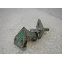 Петля двери передней правой верхняя Volkswagen Golf Plus 1K0831402G