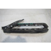 Кронштейн переднего бампера Audi Q7 4M 4M0807158D