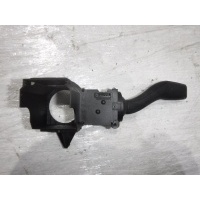 Переключатель поворотов подрулевой Audi Q7 4L 4E0953513A