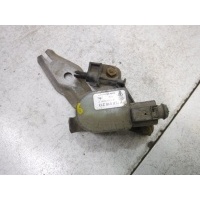 Датчик уровня подвески Audi Touareg 1 7L 2002-2010 7L6616213