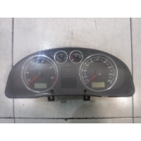 Панель приборов Volkswagen Passat B5 1996-2005 3B0920807E