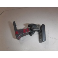 Петля двери задней правой нижняя Audi A4 B8 8K0831402B