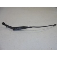 Поводок стеклоочистителя передний Audi 80 B3 893955407D