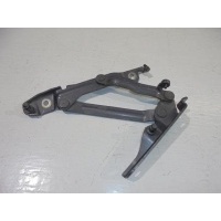 Петля багажника правая Mazda 3 1 BK 2003-2009 BN8V52710C