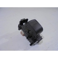 Кнопка стеклоподъемника Toyota FJ Cruiser J15 8481052030