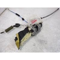 Замок двери передней левой Mercedes W204 C A2047201535