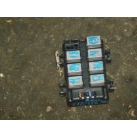 Блок реле Toyota RAV 4 3 XA30 2005-2013 8267342110