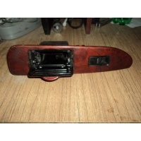Блок управления стеклоподъемниками Toyota Land Cruiser 100 J100 1998-2007 8481060050