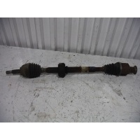 Привод передний правый Nissan Sandero 1 8200499306