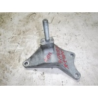 Кронштейн КПП Jaguar X-Type 2001-2009 C2S2460