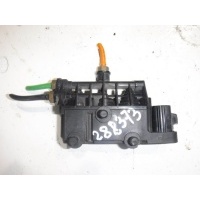 Клапан пневмоподвески Land Rover Range Rover Vogue 3 L322 RVH500050