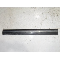 Накладка двери передней правой Toyota Land Cruiser 100 J100 7573160120