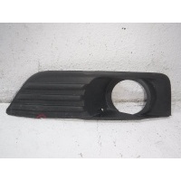 Накладка противотуманной фары правой Ford Focus 2 1337347