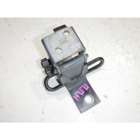 Петля двери передней правой нижняя Audi A8 D2 4D 1994-2002 4D0831412