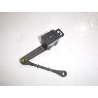 Датчик уровня подвески Land Rover Range Rover Sport 1 L320 2005-2013 RQH500042
