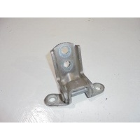 Петля двери задней левой нижняя Nissan Dualis J10 2006-2013 824202F030
