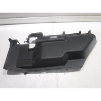 Обшивка багажника Mitsubishi Montero 3 V60 V70 MR606762