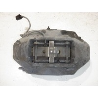 Суппорт передний правый Volkswagen Touareg 1 7L 2002-2010 7L6615150A