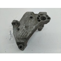 Кронштейн двигателя опорный Volkswagen Golf-4 2000 038199207AG